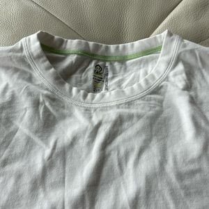 Tasc Performance Men’s white t-shirt